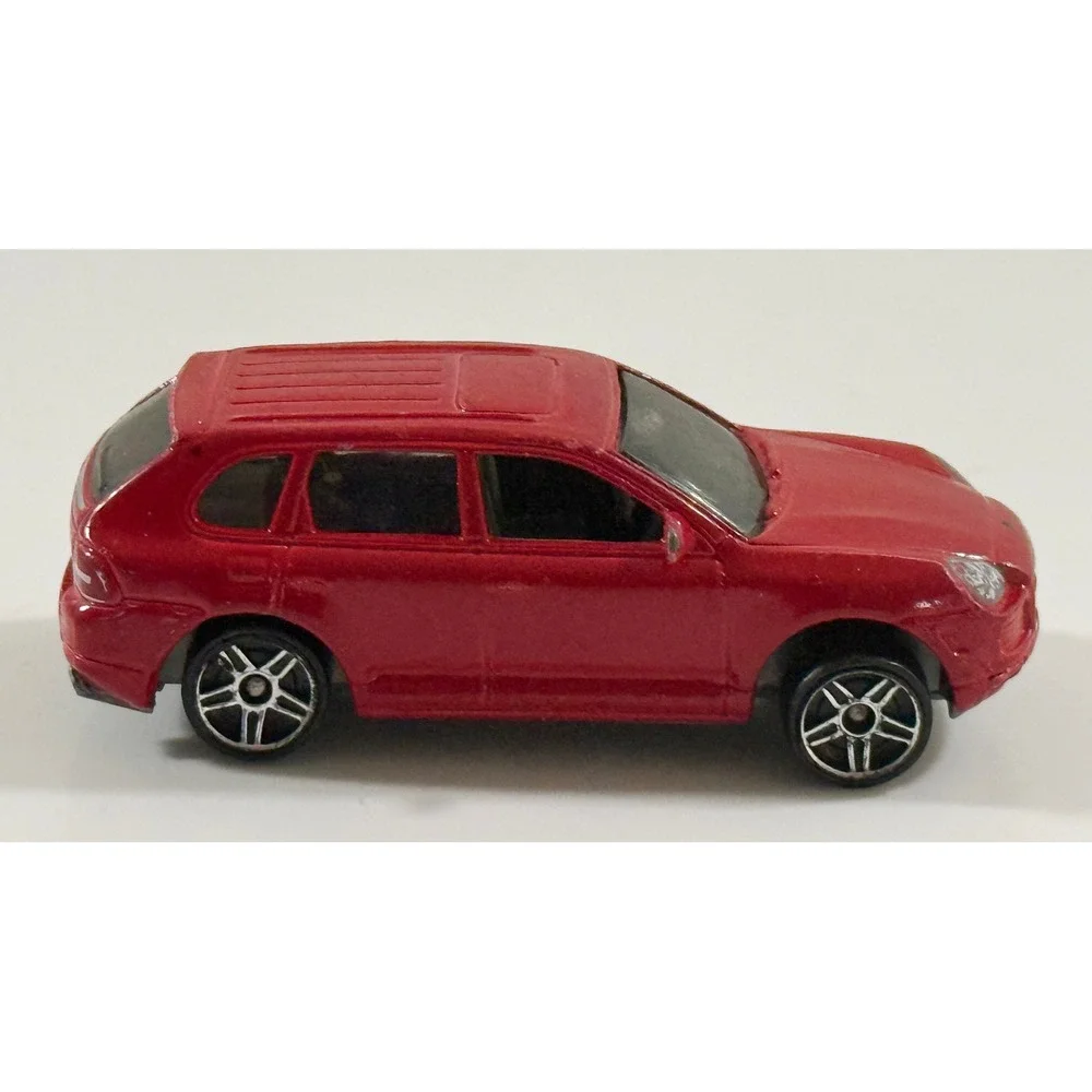 Matchbox Porsche Cayenne Turbo Kids 1/64 Red Die-Cast SUV Toy Car